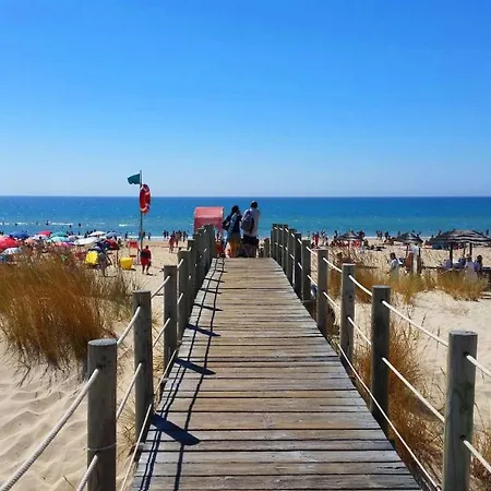 Casa Pips-elegant 3 Bed House In O Pomar 別荘 カバナス・デ・タビラ