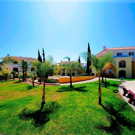 Casa Pips-elegant 3 Bed House In O Pomar