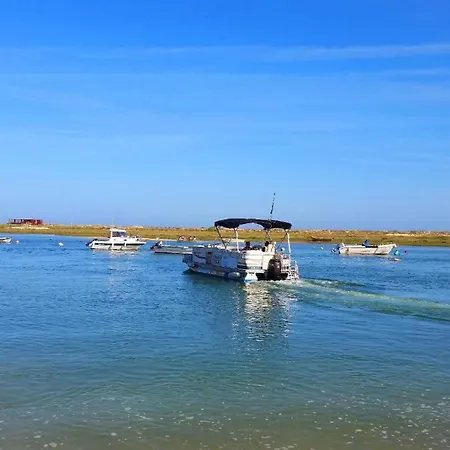 Casa Pips-elegant 3 Bed House In O Pomar *