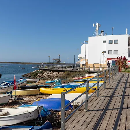 Casa Pips-elegant 3 Bed House In O Pomar Ferienhaus