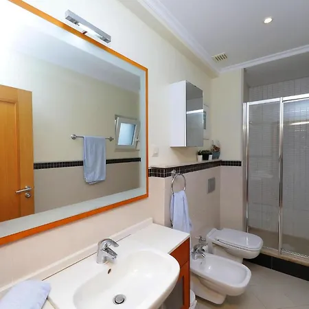 Hébergement de vacances Casa Pips-elegant 3 Bed House In O Pomar Cabanas De Tavira