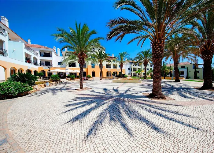 Casa Pips-elegant 3 Bed House In O Pomar بيت للعطل *