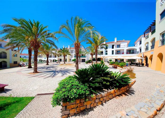 Casa Pips-elegant 3 Bed House In O Pomar كاباناس تْدي تافيرا