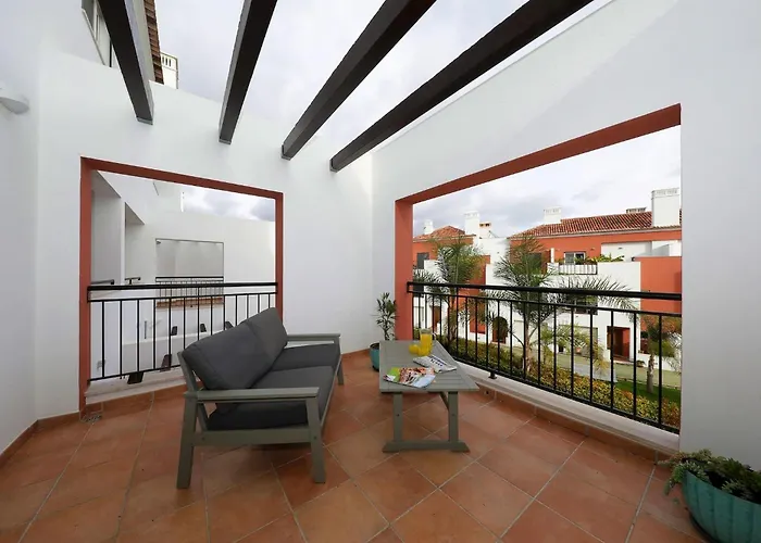 Casa Pips-elegant 3 Bed House In O Pomar * كاباناس تْدي تافيرا