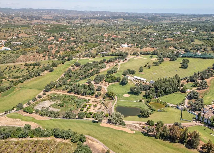 Casa Pips-elegant 3 Bed House In O Pomar