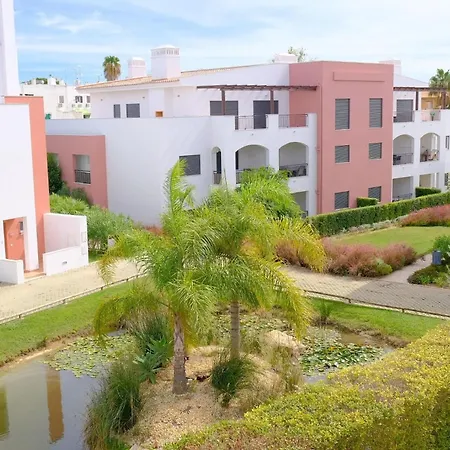 Casa Pips-elegant 3 Bed House In O Pomar Сasa de vacaciones Cabanas De Tavira